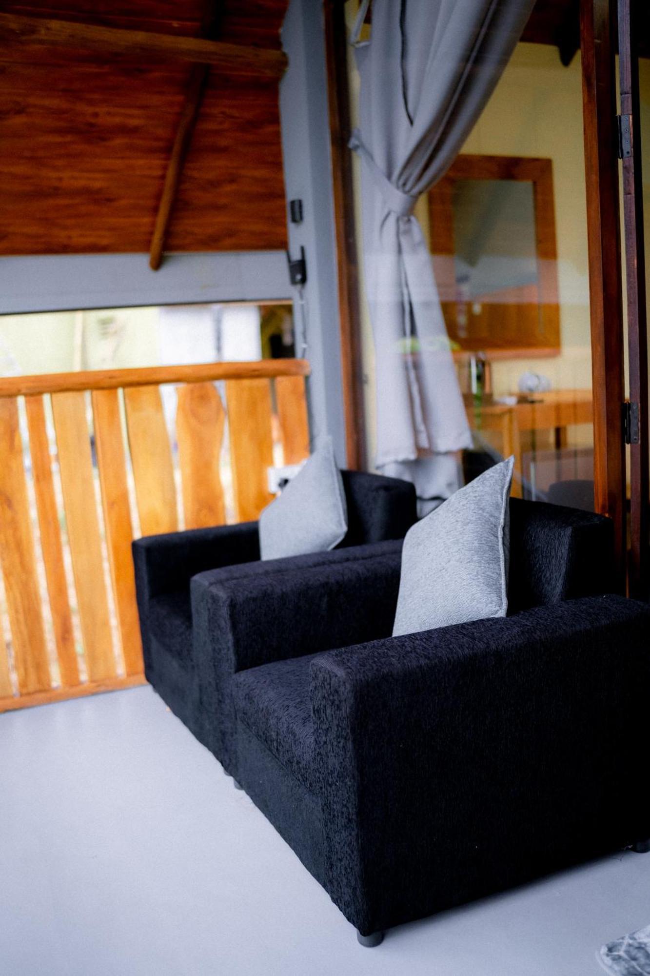 Ella Lovers View Cabins 外观 照片